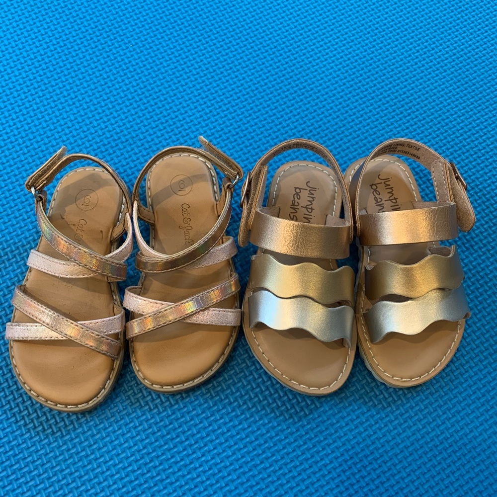 Set of 2 toddler girls size 6 sandals